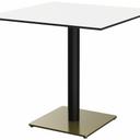 Abbildung dining table Kerst Schrägansicht