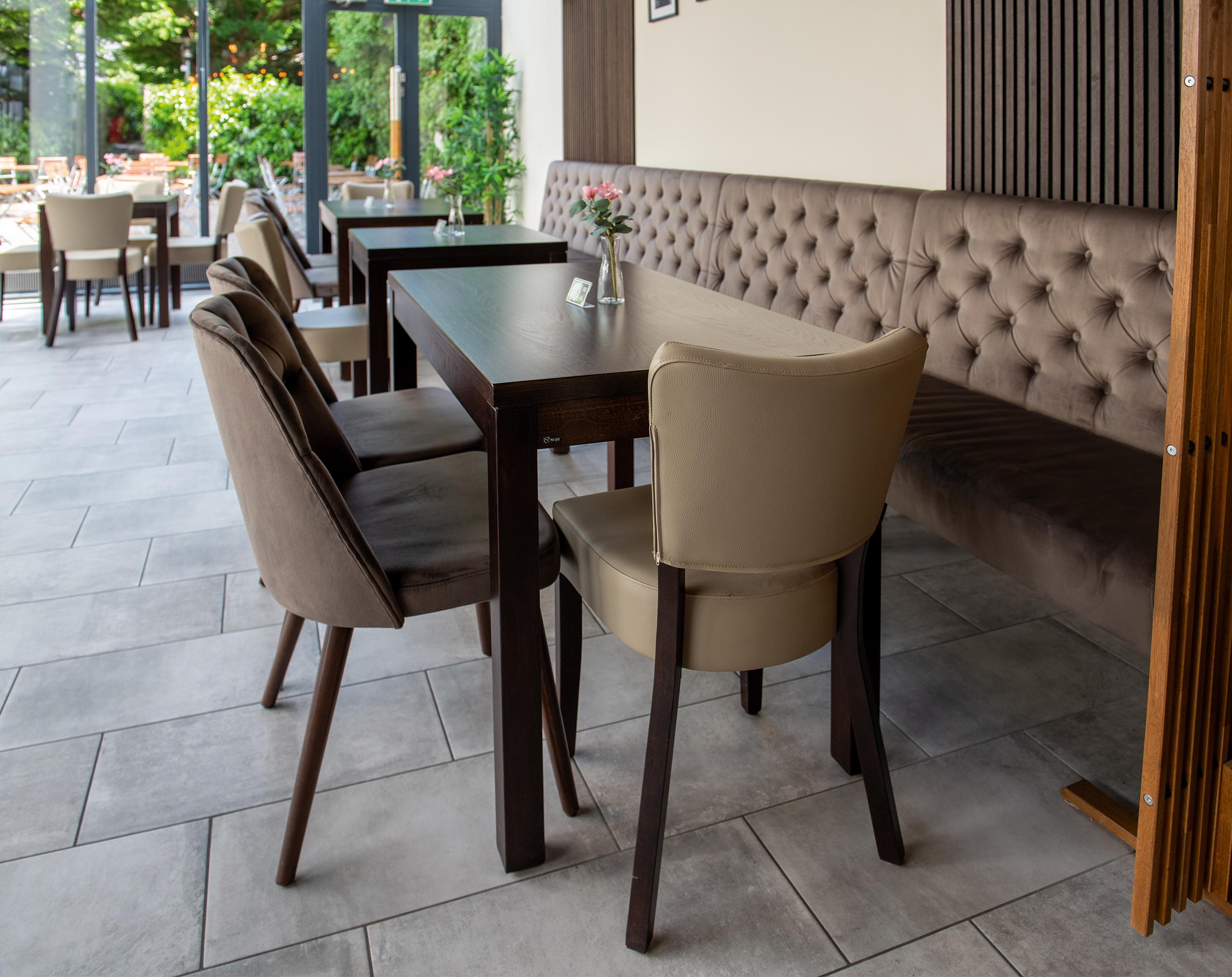 Abbildung dining table Dunia Ambiente