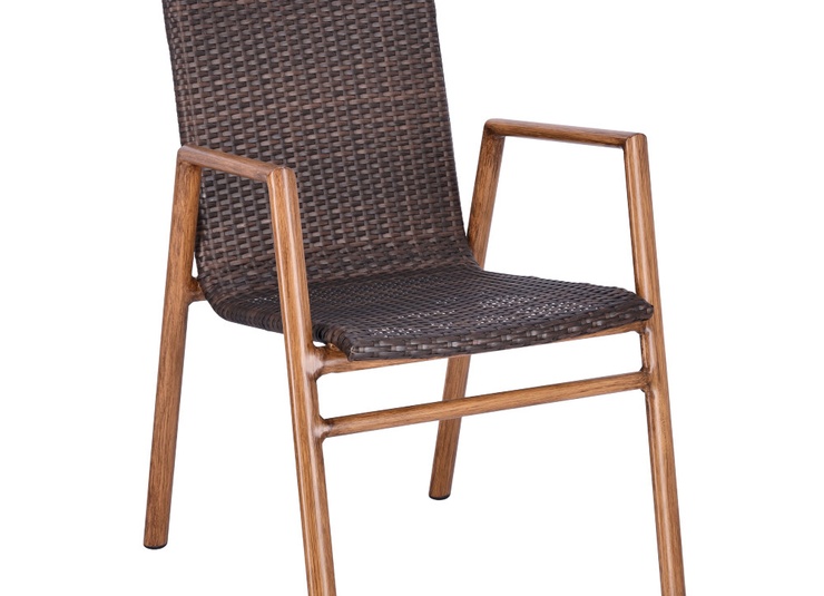 Abbildung Armlehnstuhl Tinna Schrägansicht