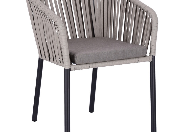 Abbildung Chaise à accoudoirs Penya Schrägansicht