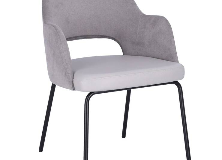 Abbildung Armstoel Liska Schrägansicht