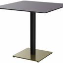 Abbildung dining table Kerst Schrägansicht