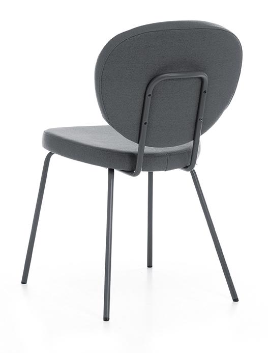 Abbildung chaise P 33 Schrägansicht