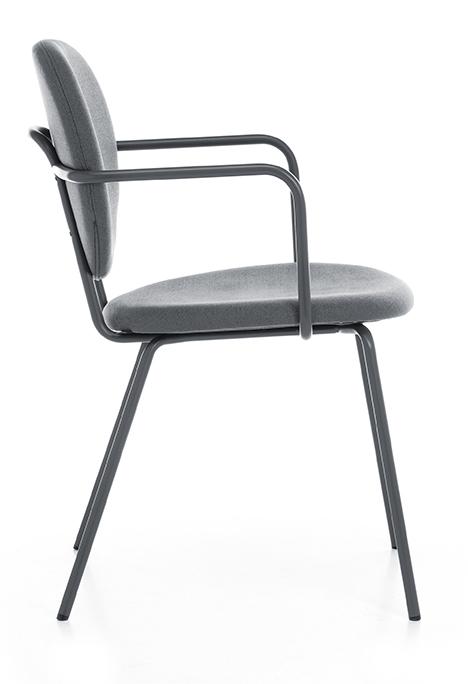 Abbildung arm chair P 33 Seitenansicht