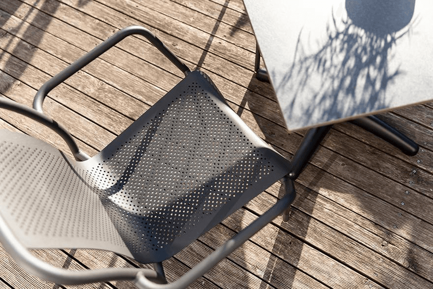 Armchair Marlis