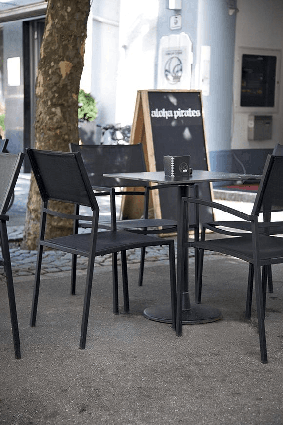 Abbildung Armlehnstuhl Toni Ambiente