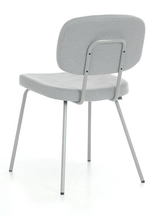 Abbildung chaise P 32 Schrägansicht