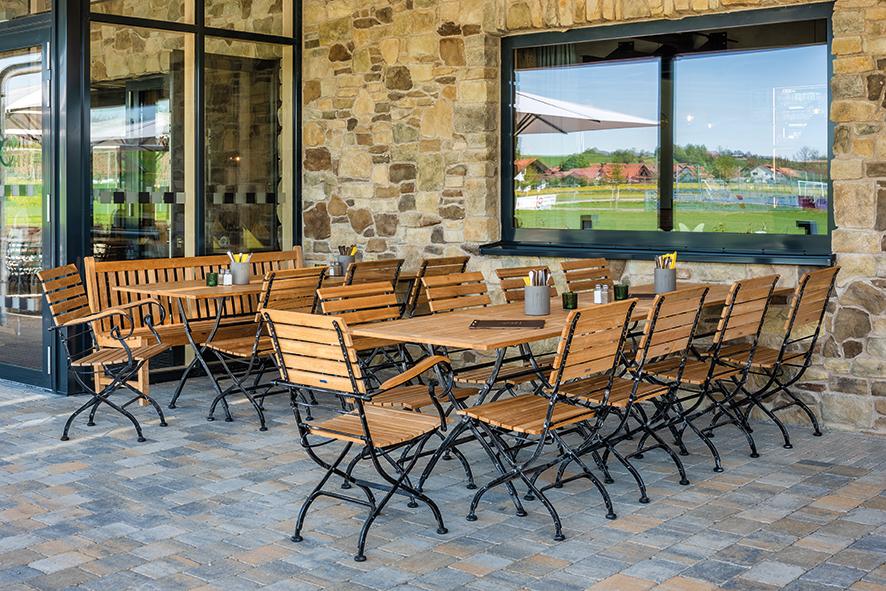 Chaise à accoudoirs Valentin