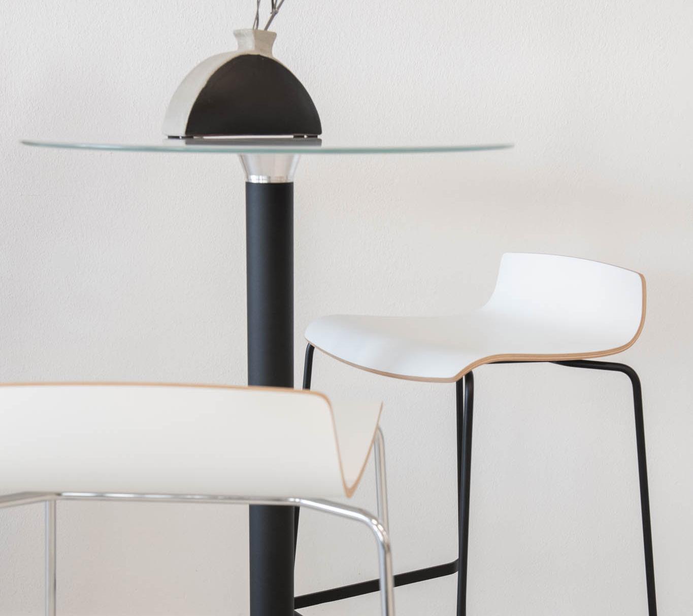 Abbildung bar stool Yoko Ambiente
