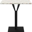 Abbildung dining table Kurūs Vorderansicht