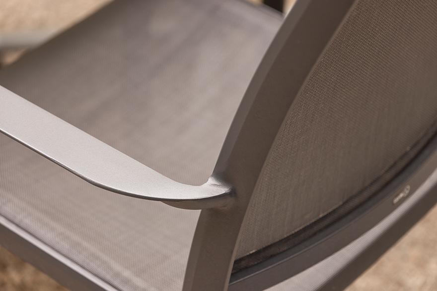 Abbildung arm chair Taha Detailansicht