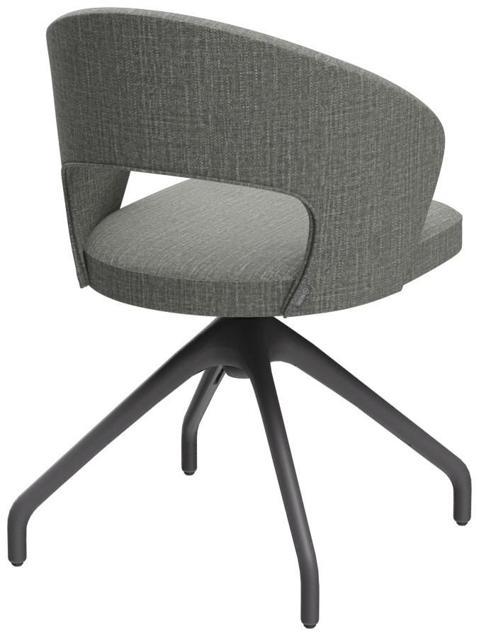 Abbildung Armlehnstuhl Nilla Schrägansicht