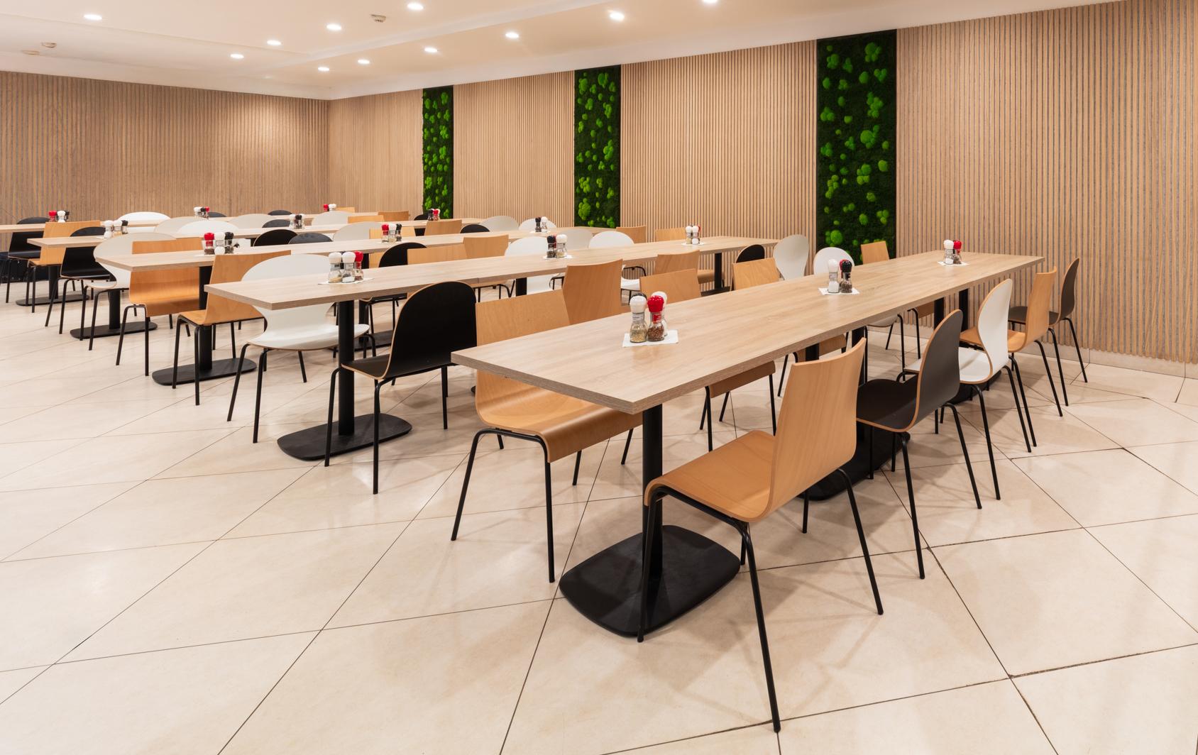 Abbildung dining table Visar Ambiente