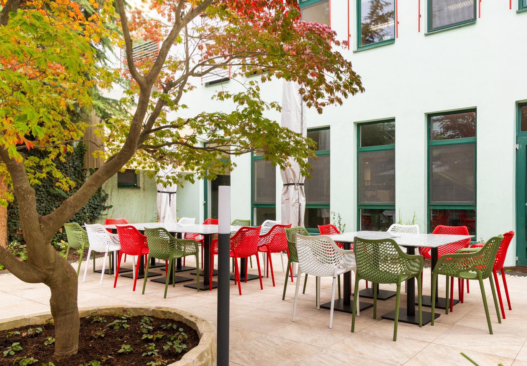 Abbildung Chaise à accoudoirs Emilia Ambiente