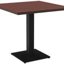 Abbildung dining table Kerst Schrägansicht