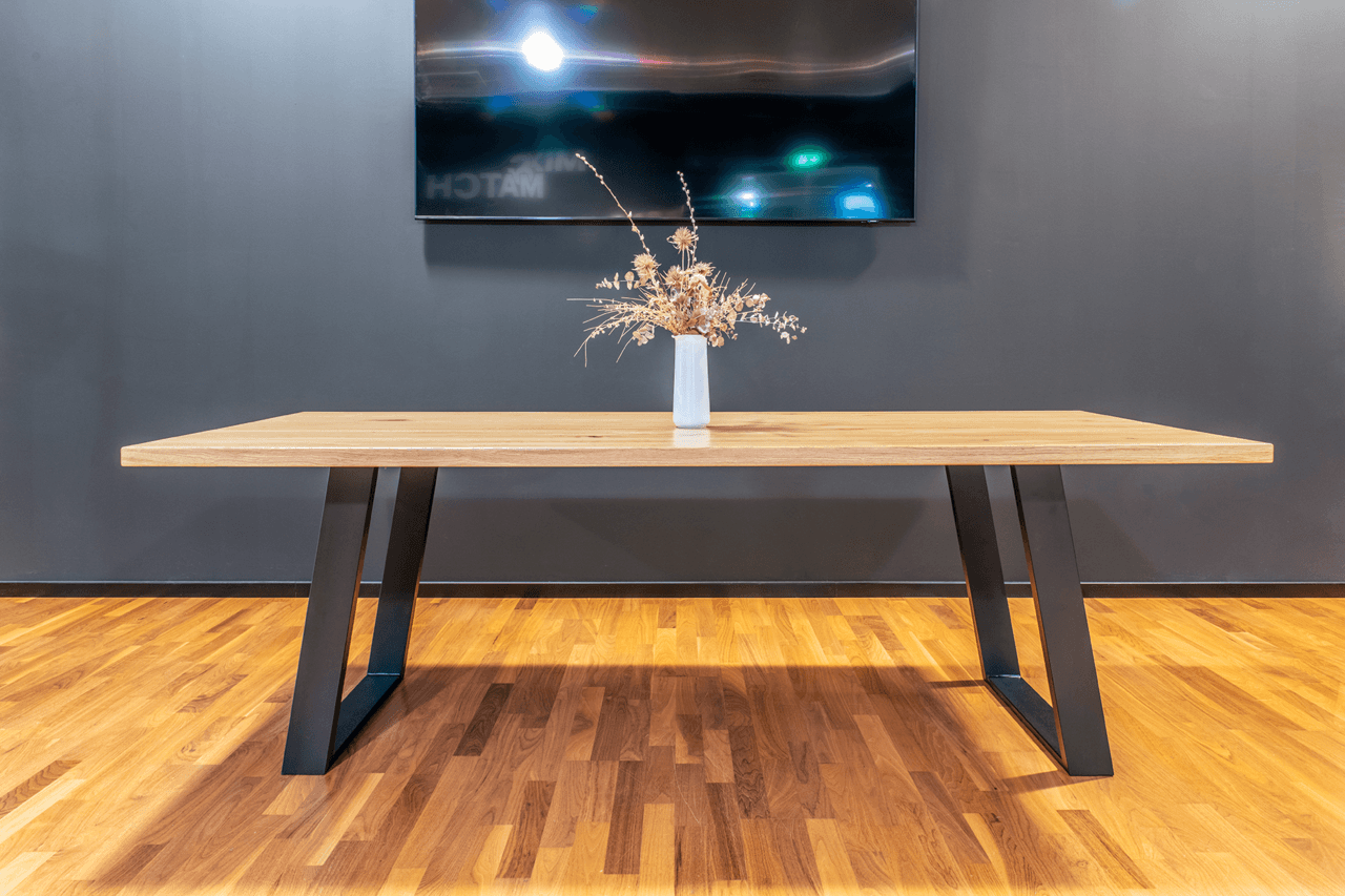 Abbildung dining table Rodrik Ambiente