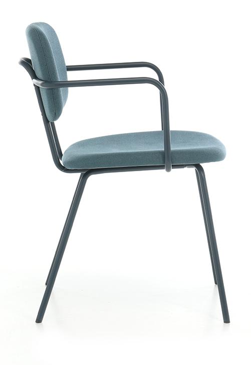 Abbildung Fauteuil P 32 Seitenansicht