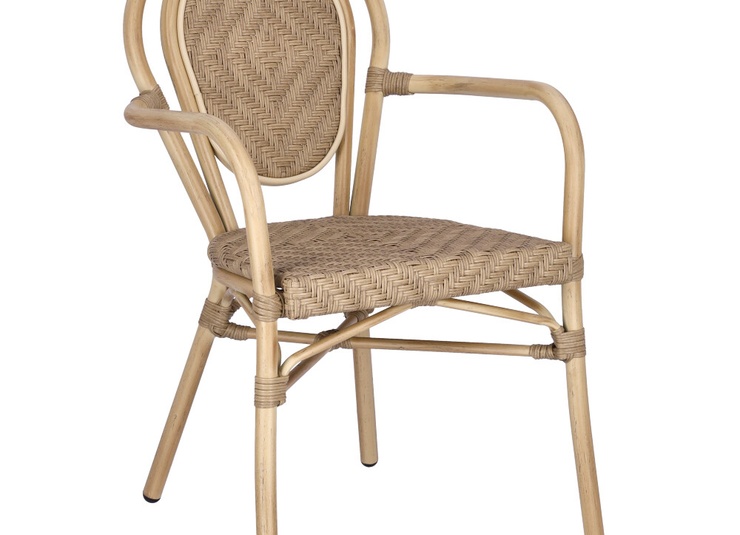 Abbildung Armlehnstuhl Marco Schrägansicht