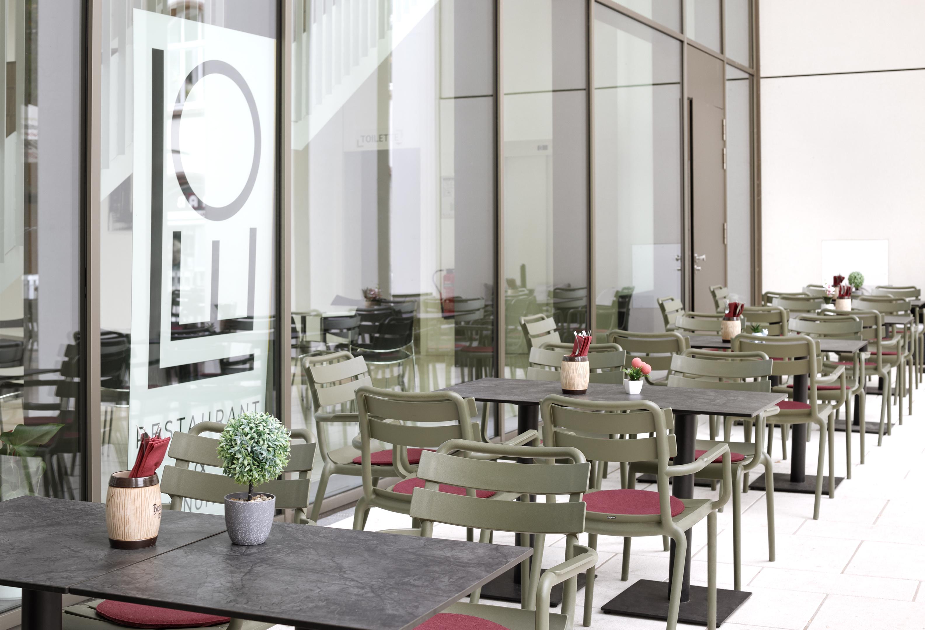 Abbildung Chaise à accoudoirs Estela Ambiente