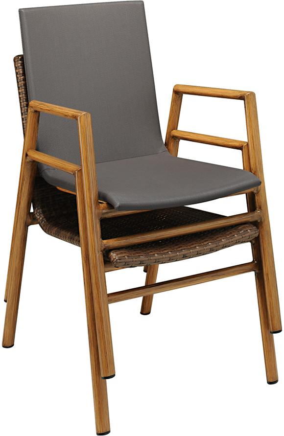 Abbildung Armlehnstuhl Tinna