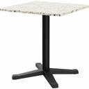 Abbildung dining table Kata Schrägansicht