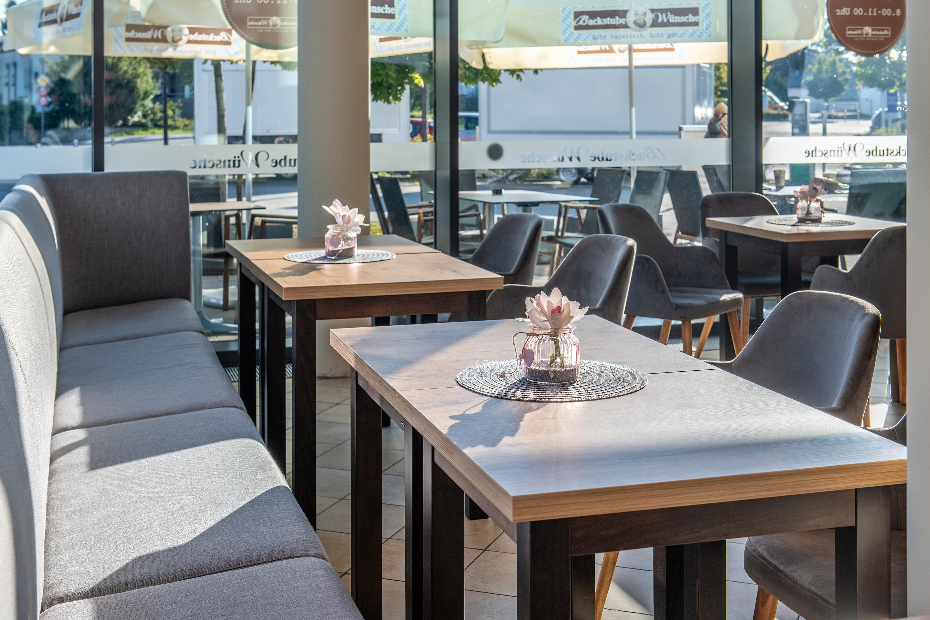 Abbildung dining table Dunia Ambiente