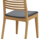 Abbildung Stuhl Quirin Schrägansicht